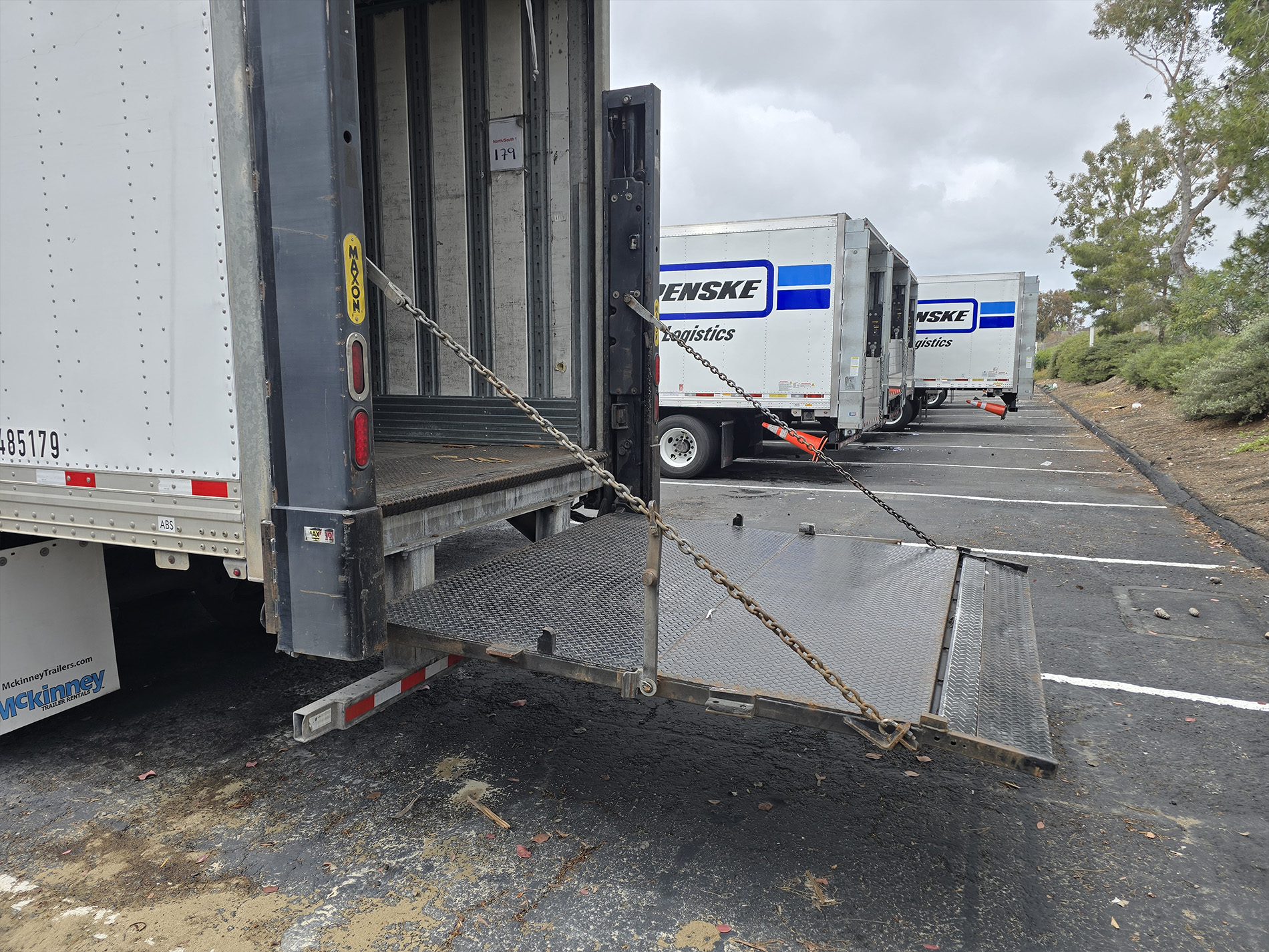 Liftgate repaired and serviced